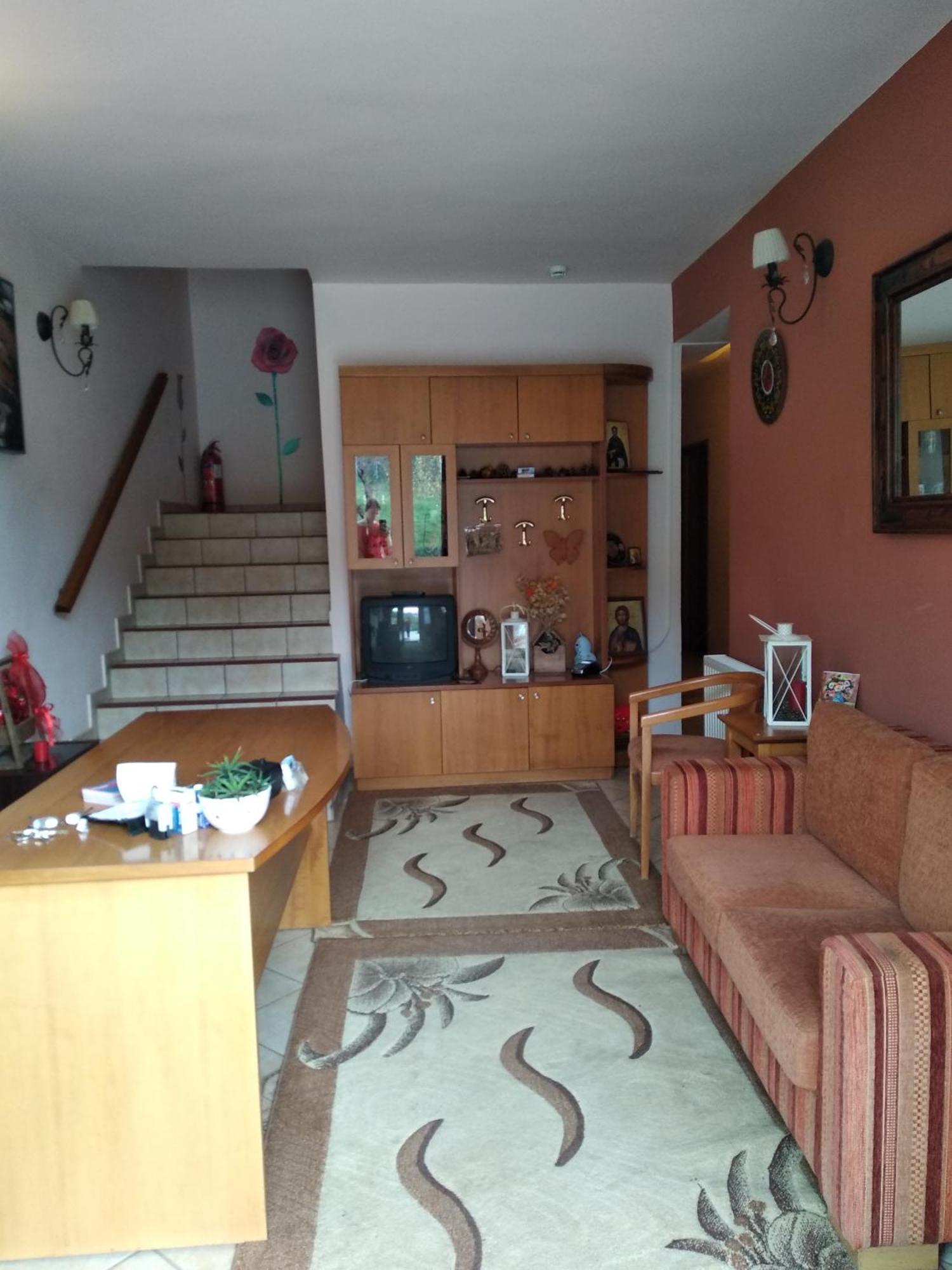 To Spiti Tis Irinis Hotel Vitina Exterior photo