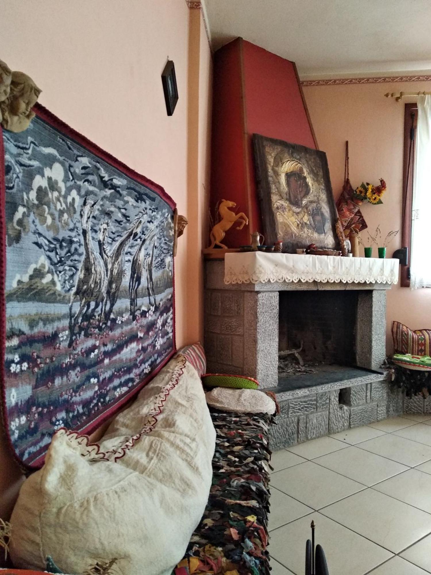 To Spiti Tis Irinis Hotel Vitina Exterior photo